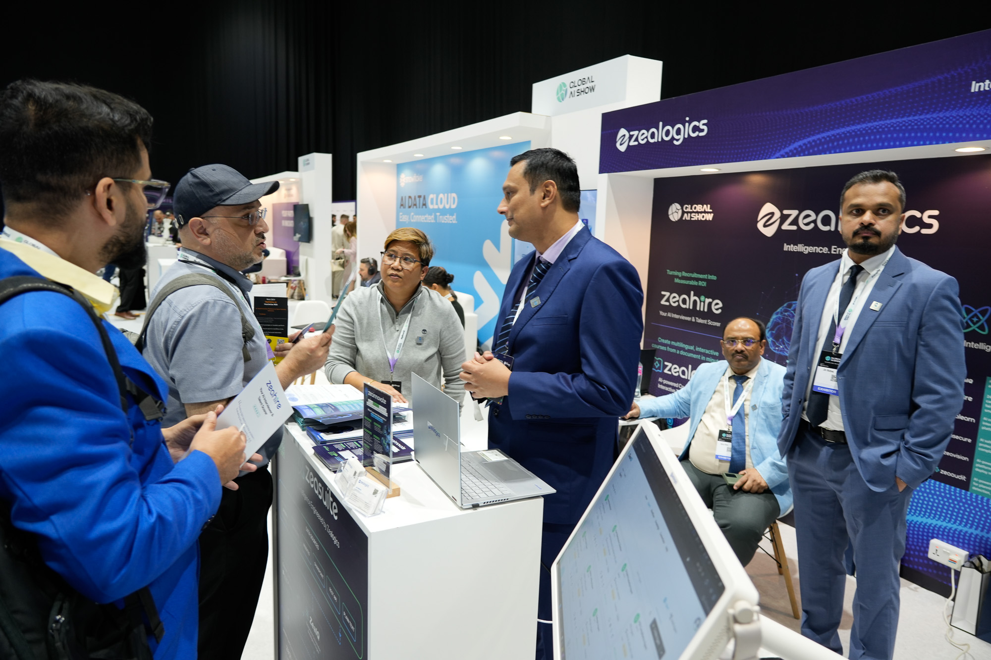 Zealogics Unveils the Future of Enterprise Intelligence at Global AI Show 2025