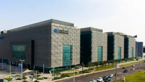 AI-Native 6G Networks White Paper by e& UAE and Khalifa University