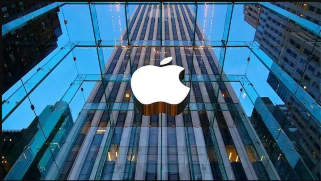 Apple taps former Google executive to lead AI marketing and Siri improvements